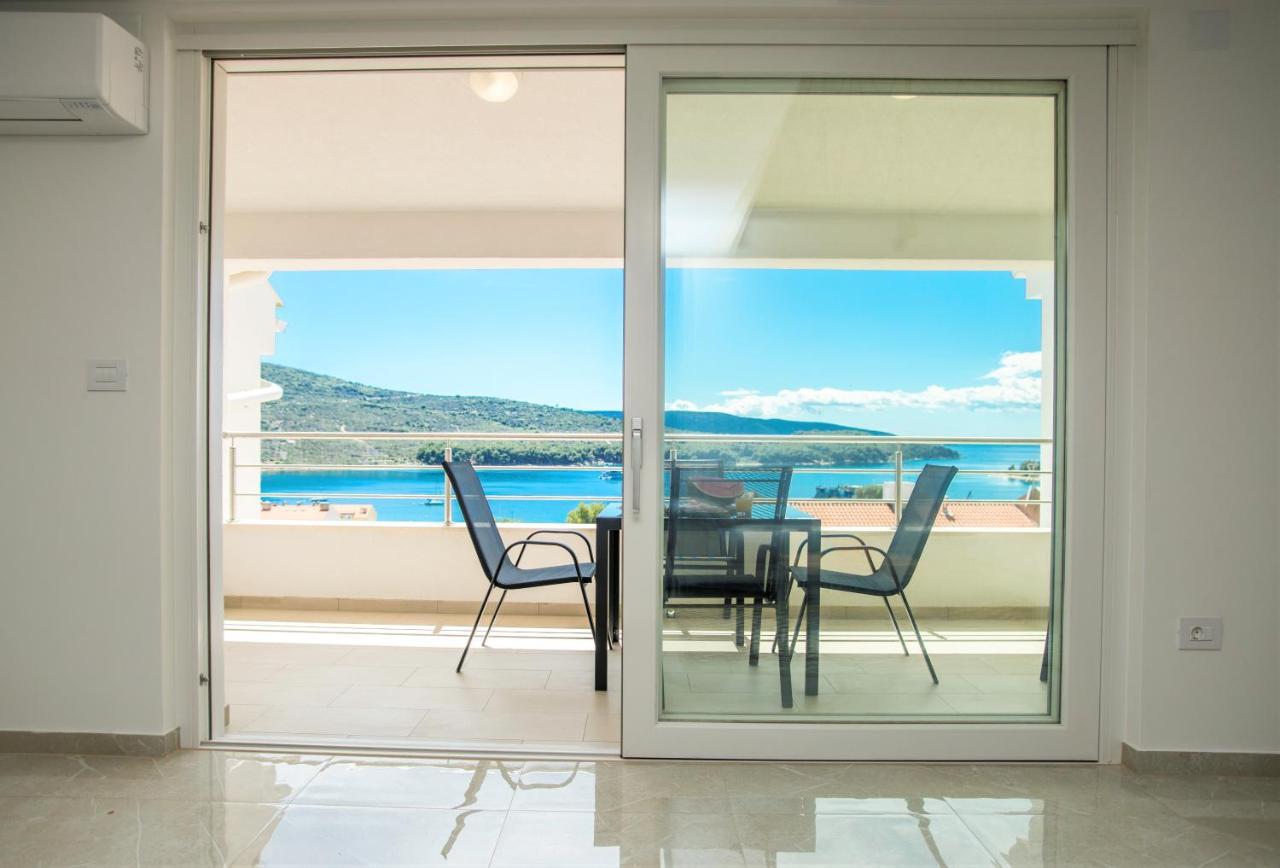 Best Island View Cres Exterior photo