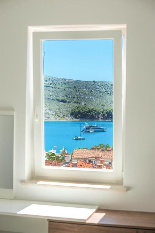 Best Island View Cres Exterior photo